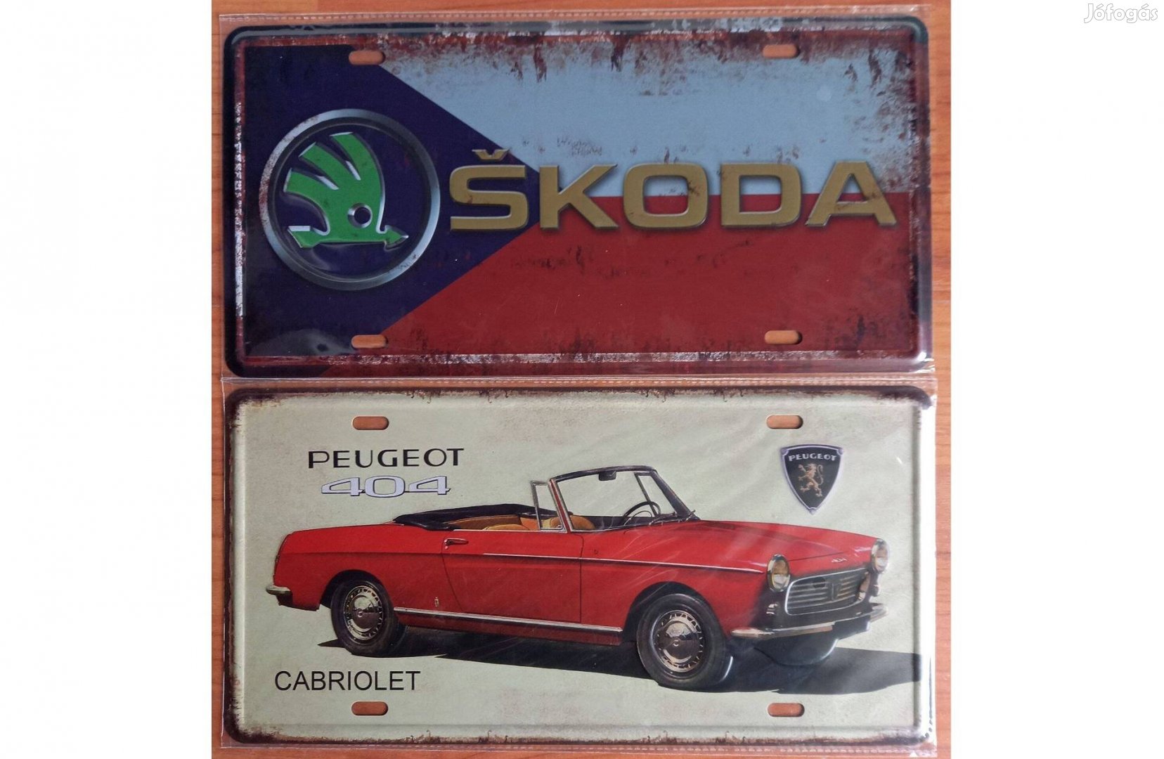 Dekorációs fém tábla. (Skoda - Peugeot)