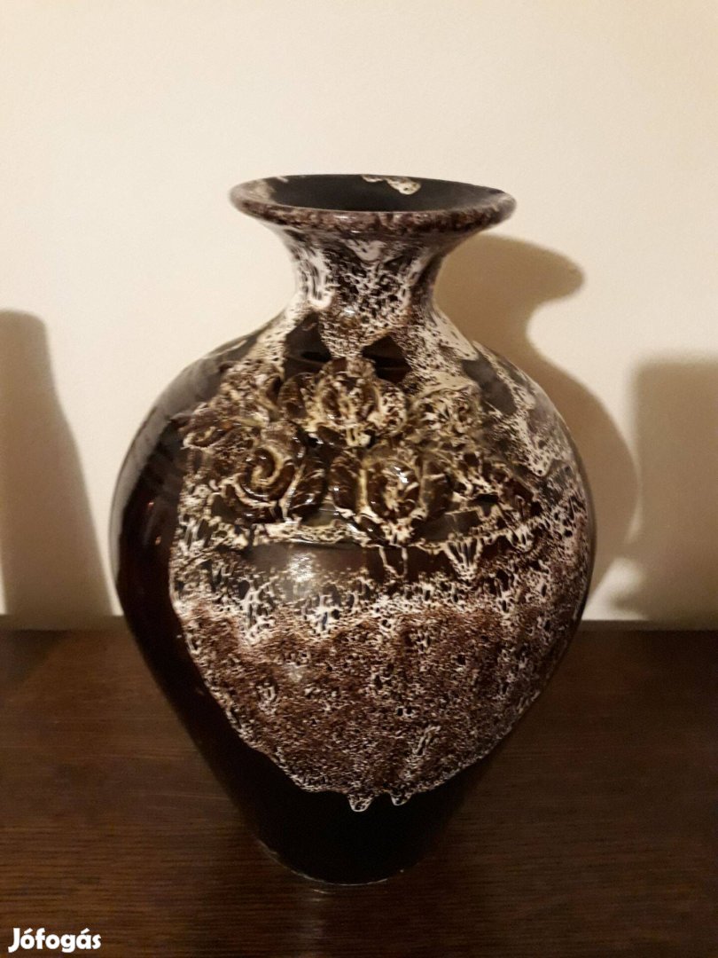 Dekoratív kerámia váza remek áron!