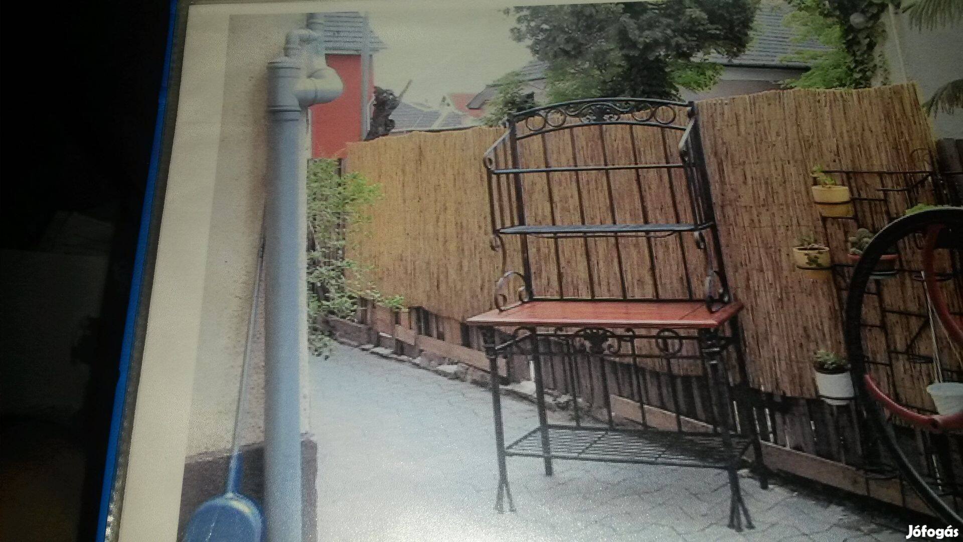 Dekorativ tálalópult,