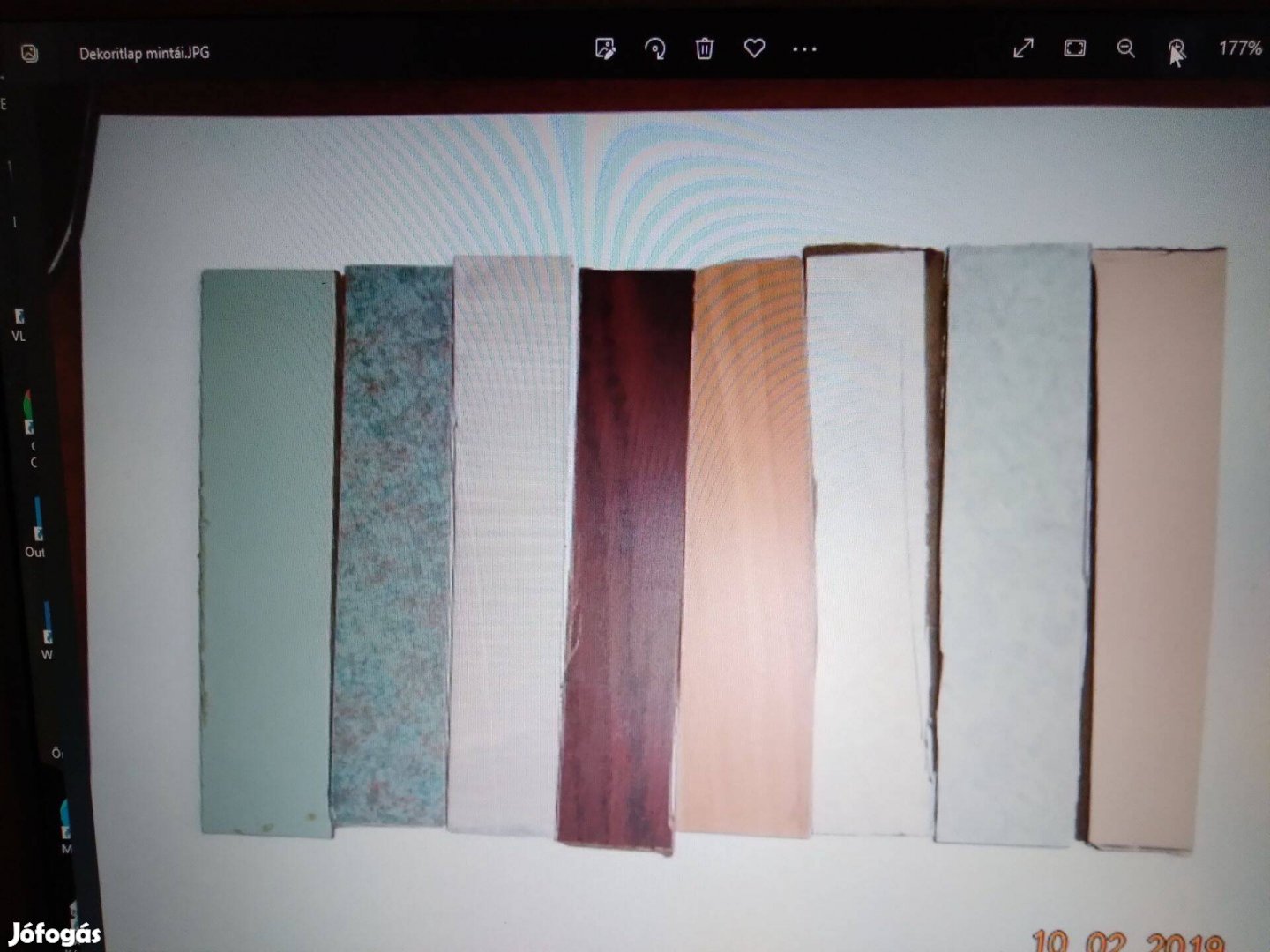 Dekorit lapok eladok