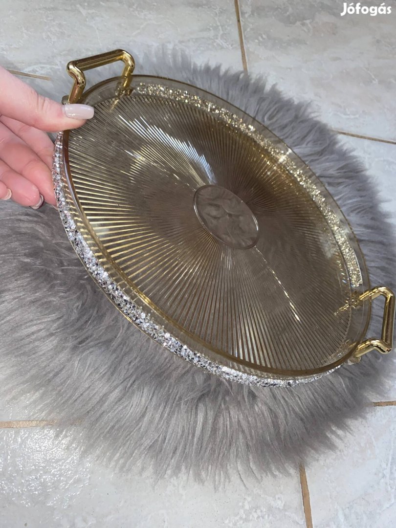 Dekortálca-strasszköves