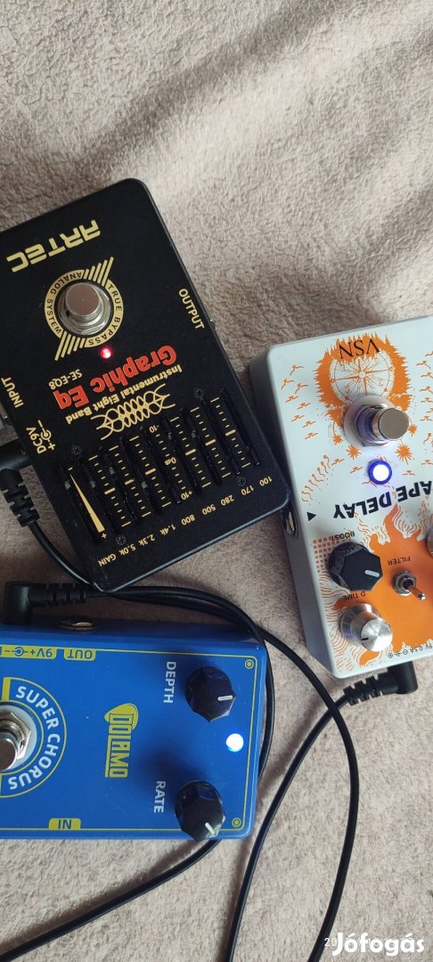 Delay eq chorus 3 db. gitár pedál
