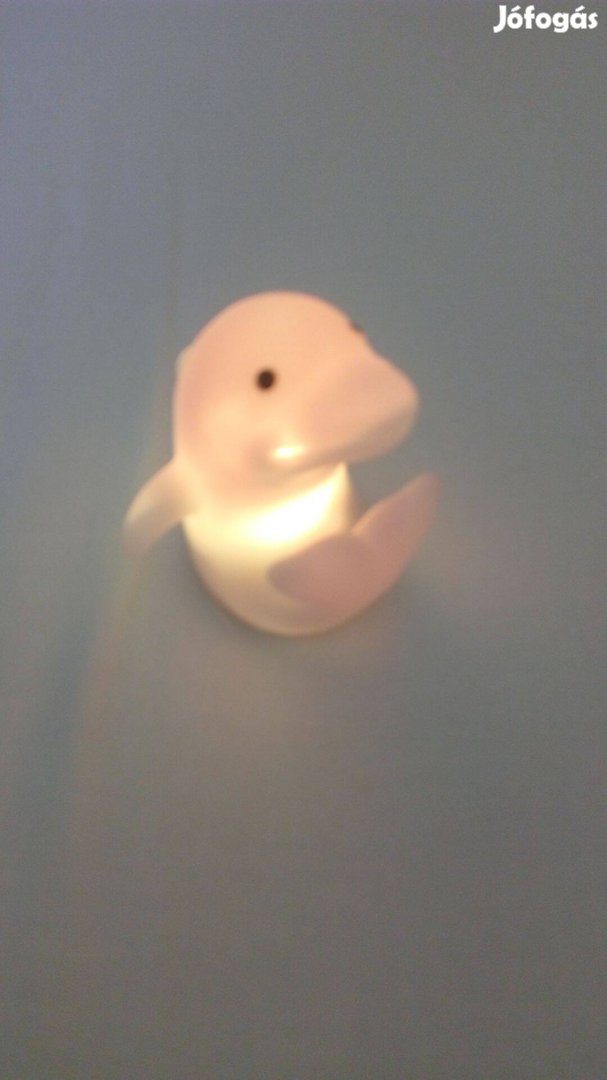 Delfin alakú színváltós gyerek LED lámpa