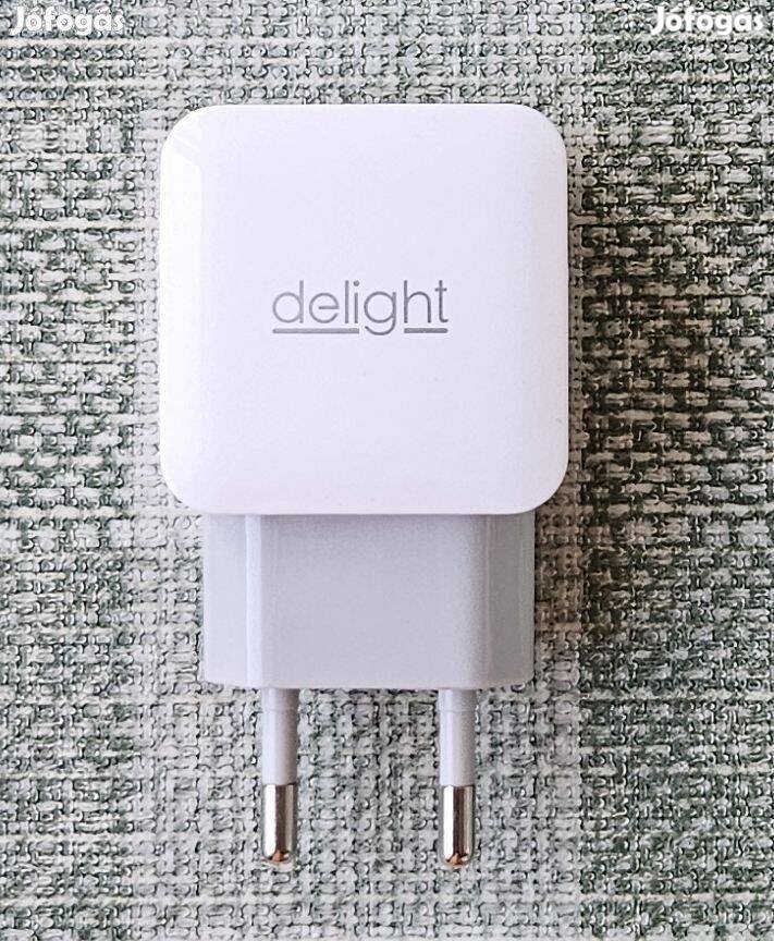 Delight USB töltőadapter, Vqct-T656 550545,, 5V, 1.2A, 6W