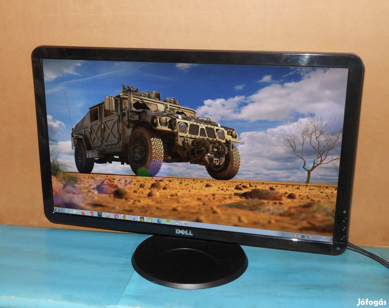 Dell 23" Full HD LCD Monitor +HDMI