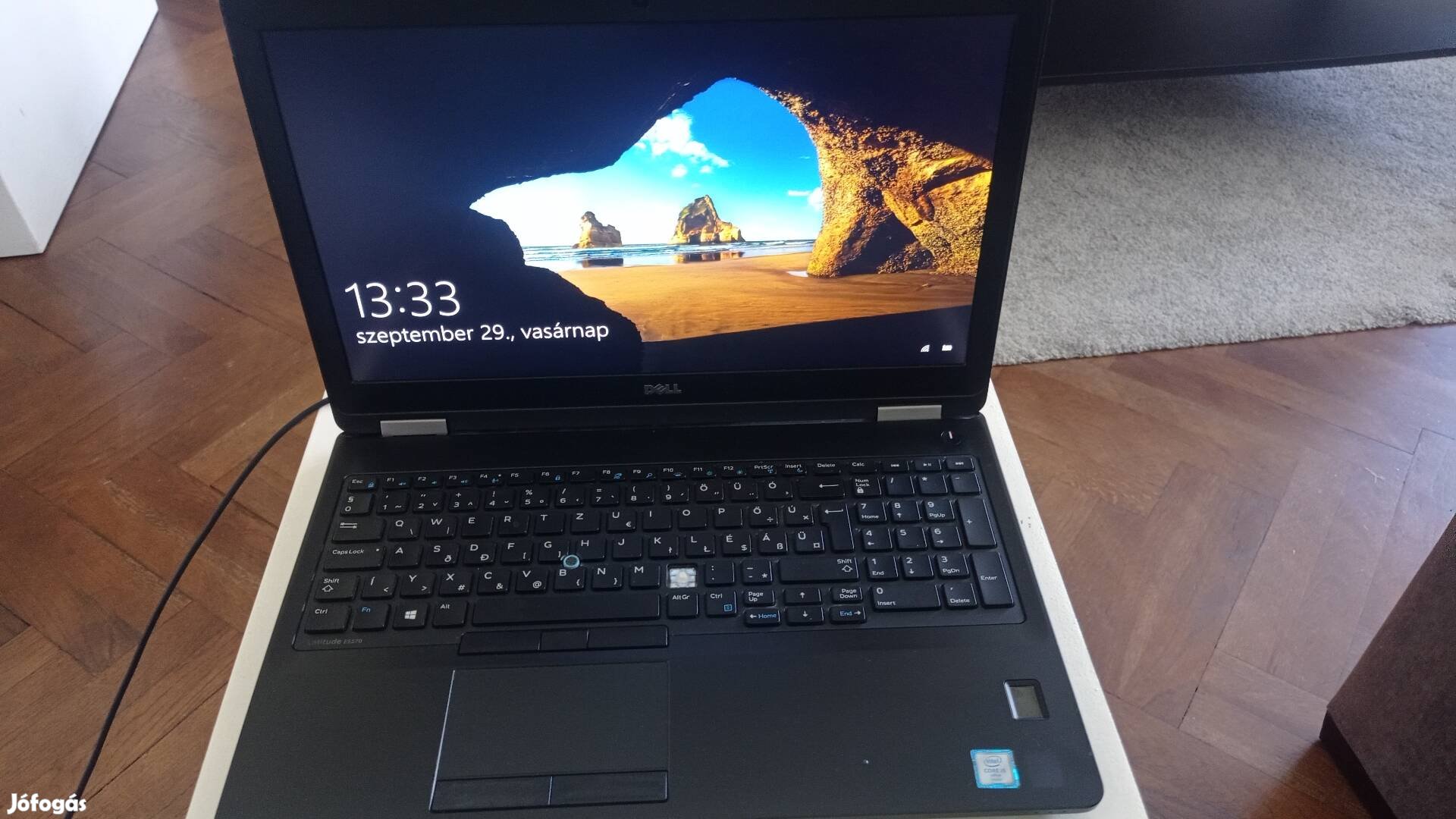 Dell 5570 laptop