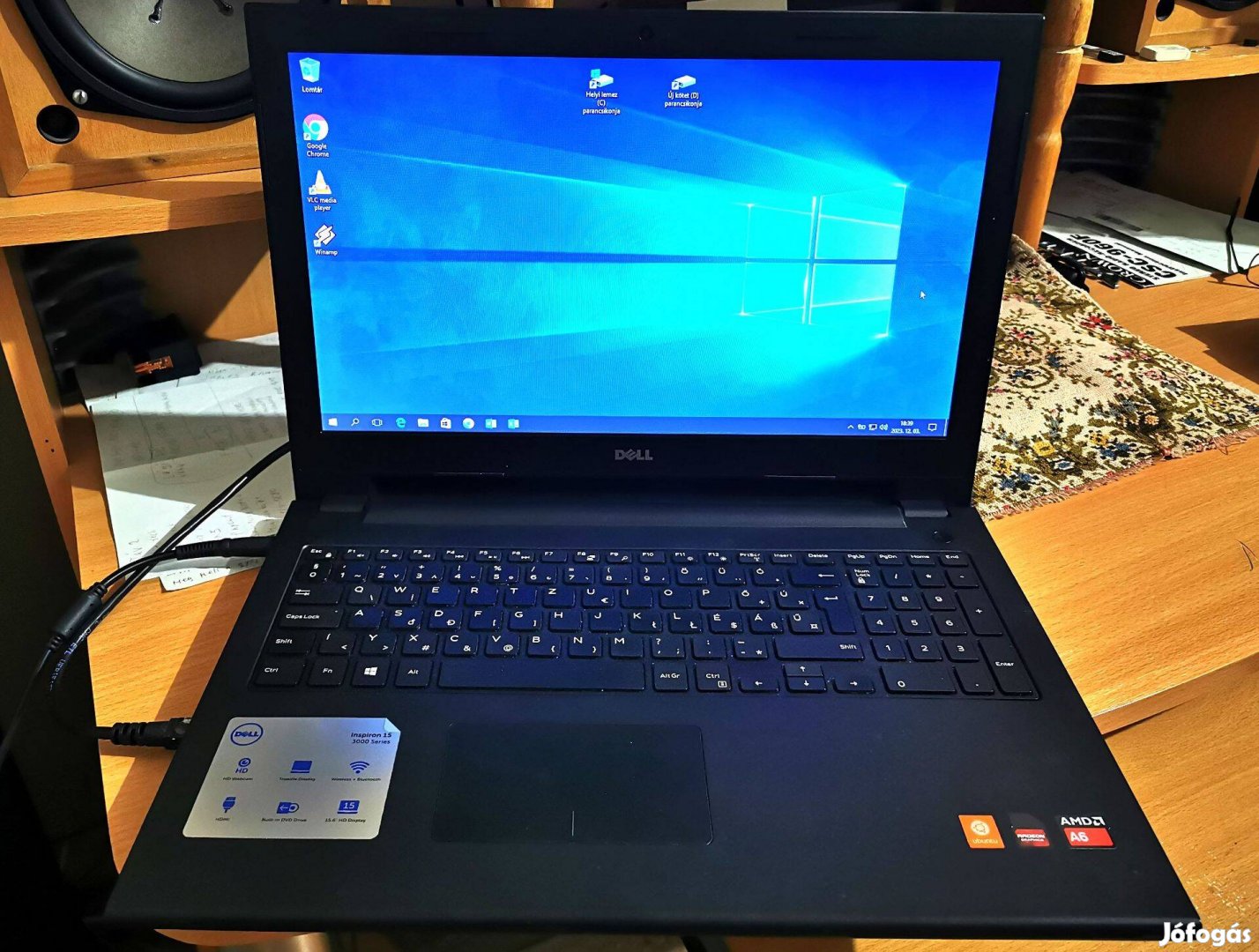 Dell Inspirion 15-3000 seria Laptop