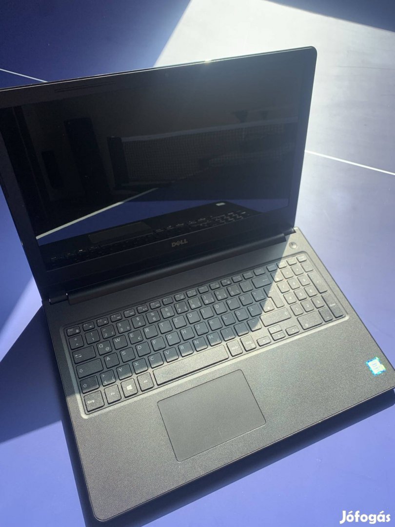 Dell Inspirion laptop, notebook hibátlan újszerű