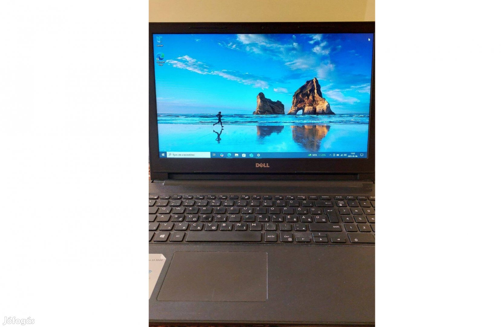 Dell Inspiron 3567 3567FI3UC2 laptop