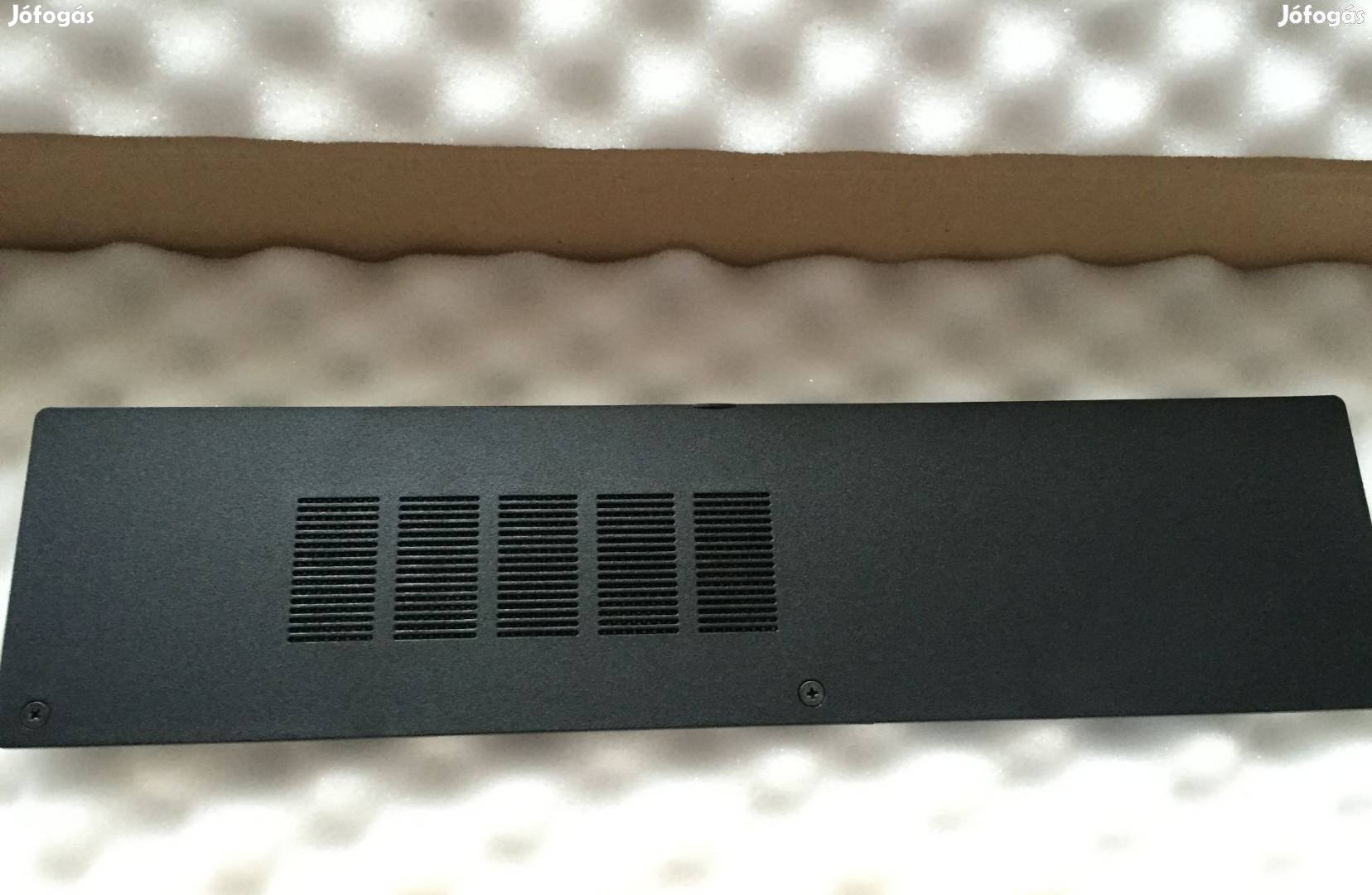 Dell Inspiron 5537 5535 M535R Alsó Takaró Új T4Knm, 0T4Knm