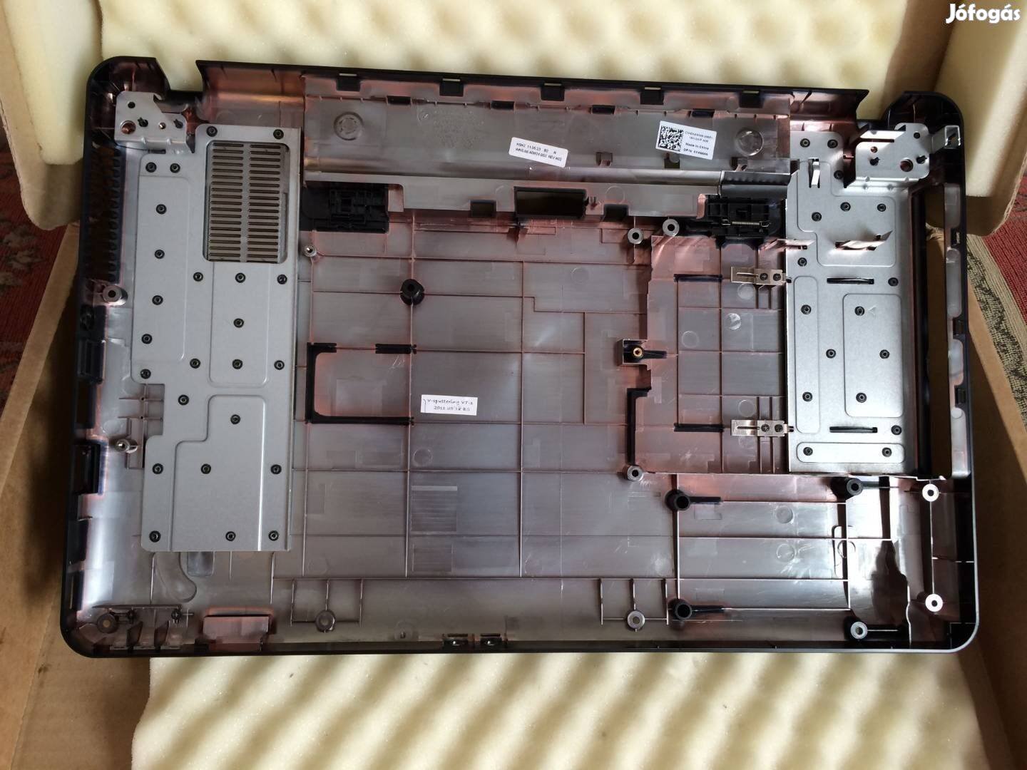 Dell Inspiron N5030 M5030 Bottom BASE Alsó Ház X4WW9 0X4WW9