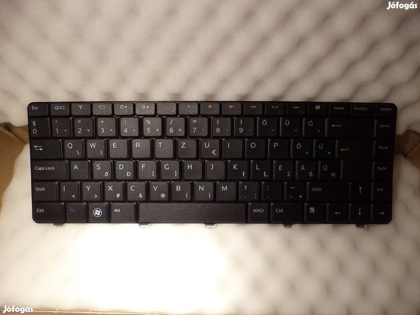 Dell Inspiron N5030 M5030 Magyar Billentyűzet 12R5T használt 012R5T