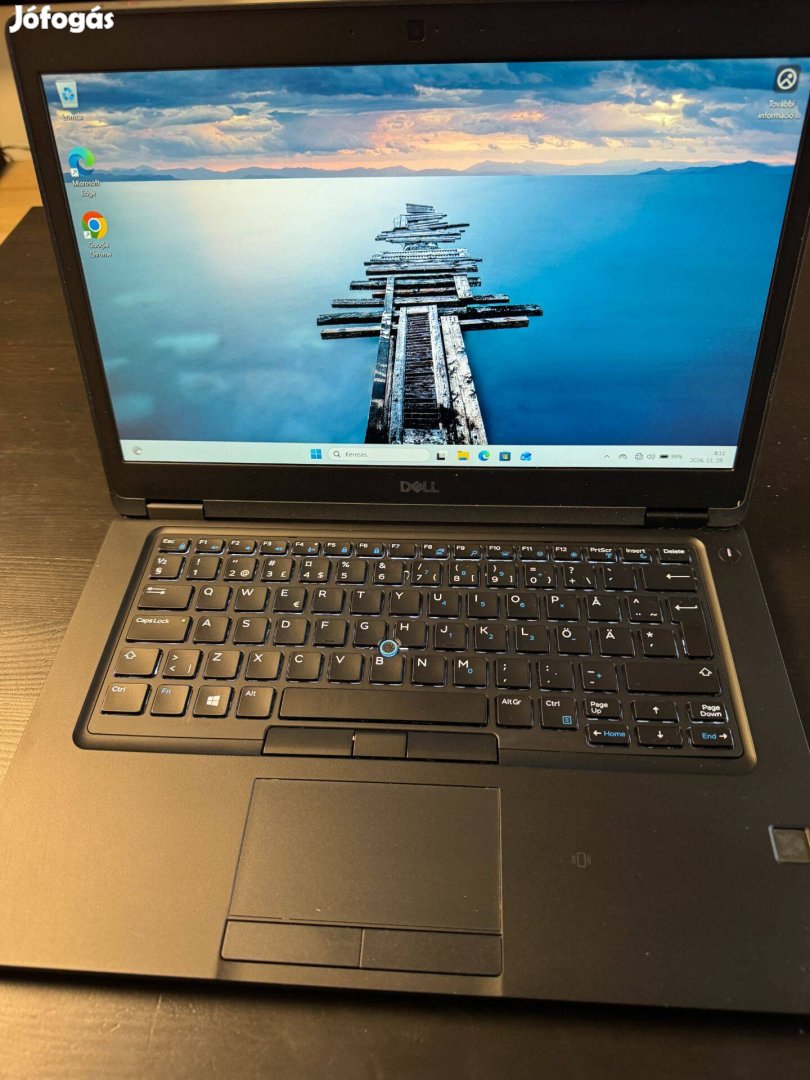 Dell Latitude 5490 Laptop i3-8130u 8gb 256gb világító