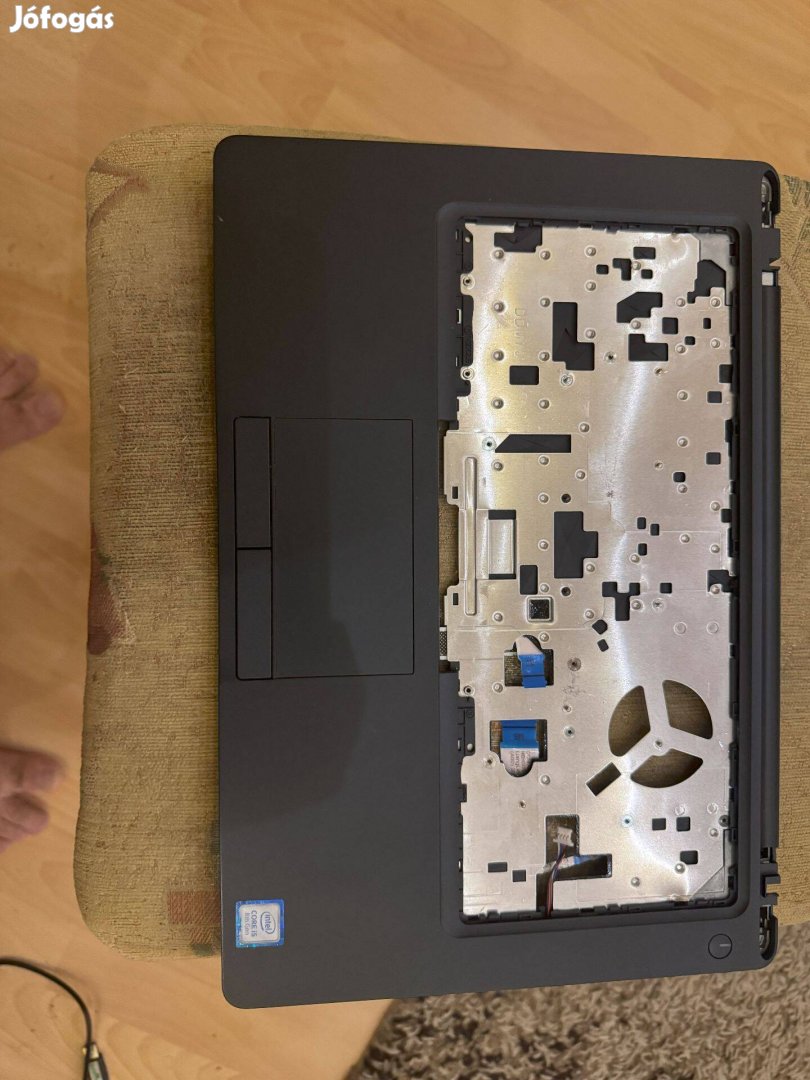 Dell Latitude 5490 palmrest touchpad burkolat dc in kábel és hangszóró