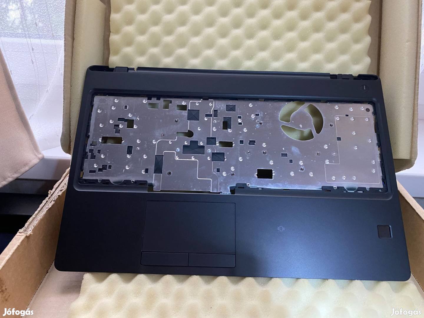 Dell Latitude 5580 palmrest touchpad burkolat ujjlenyomatolvasó GT3WT