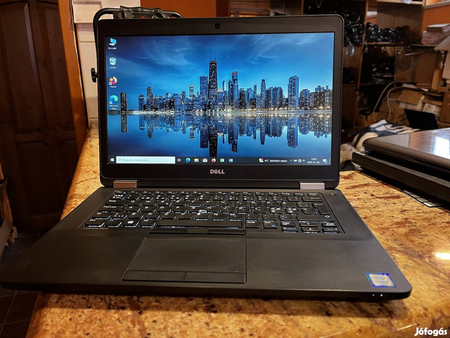 Dell Latitude E5470 - Full HD, világító billentyűzet, megkímélt !