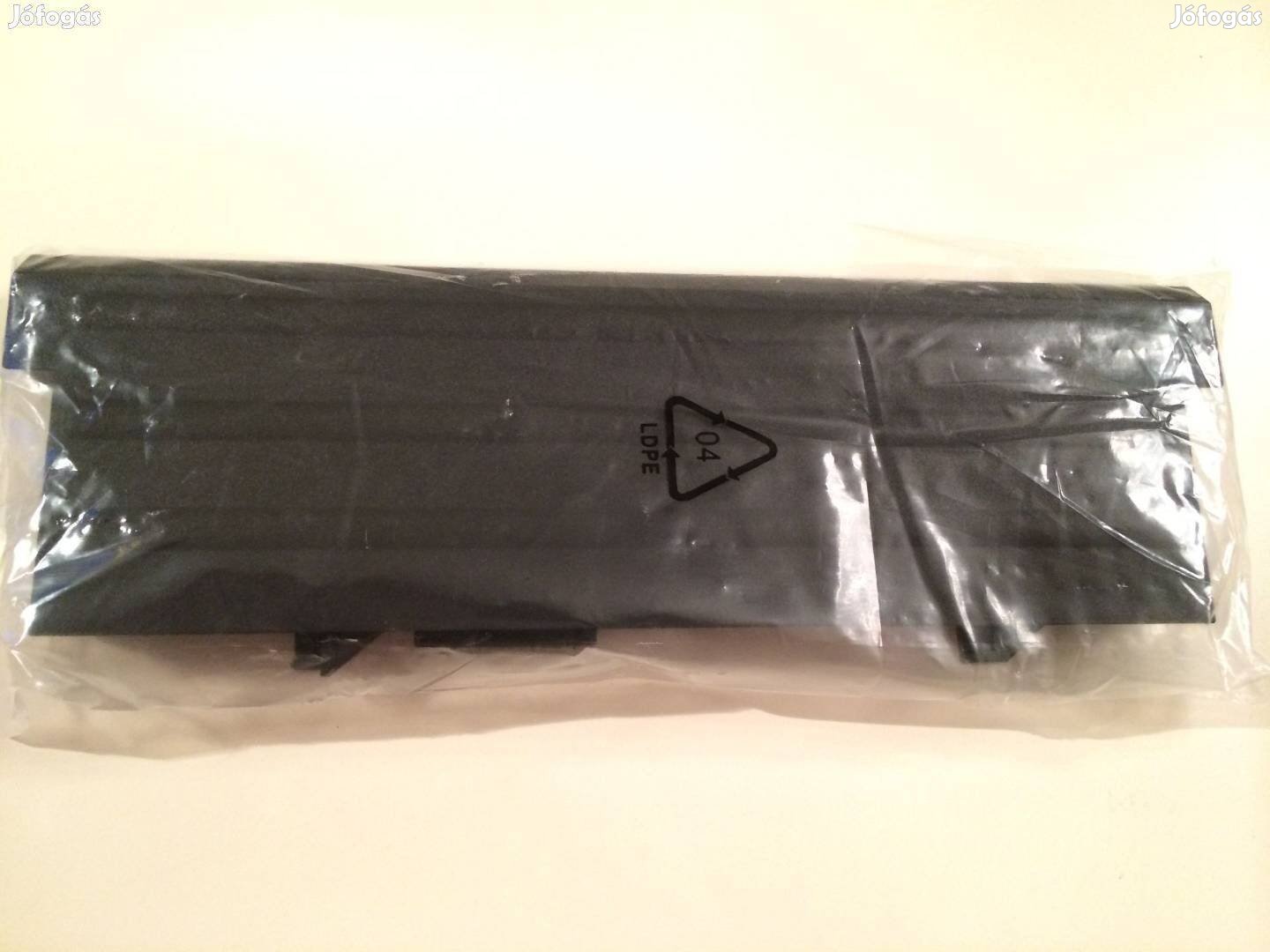 Dell Latitude E5500 E5400 E5410 Gyári Akkumulátor KM760 WU841