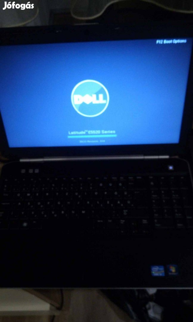 Dell Latitude E5520 üresen eladó. magyar világító billentyűzet.!!! hiá