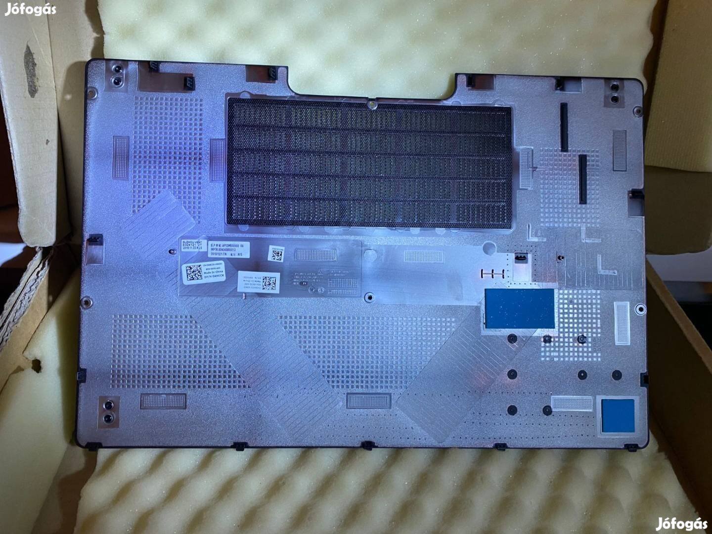 Dell Latitude E5550 bottom door access panel Wxcck AP13M000900