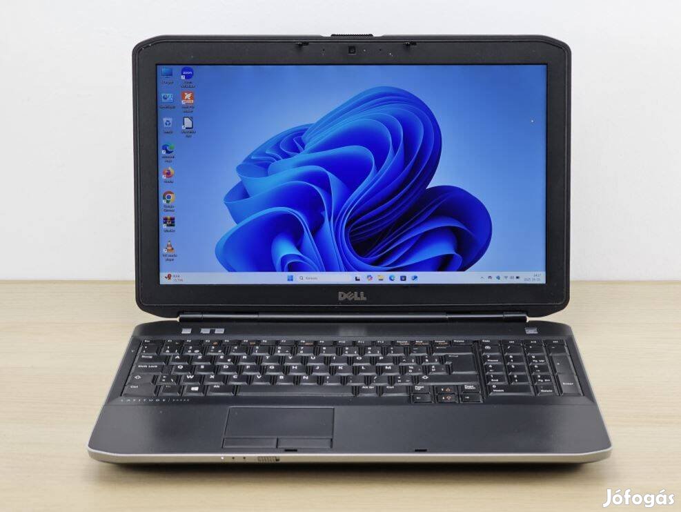 Dell Latitude Laptop E5530 i5-3230M 8GB RAM 180GB SSD