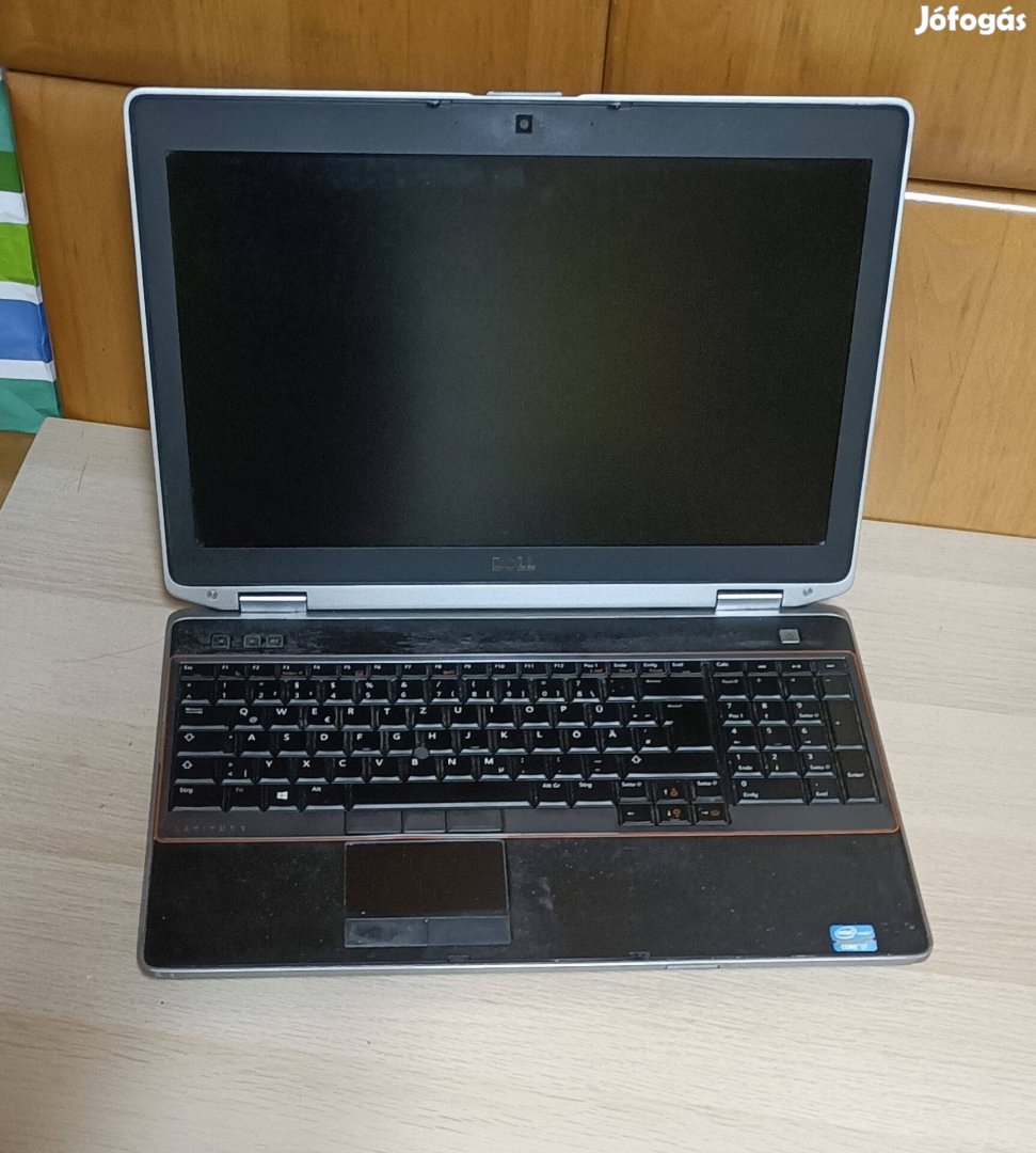 Dell Latitude i7/15,6"-os Laptop