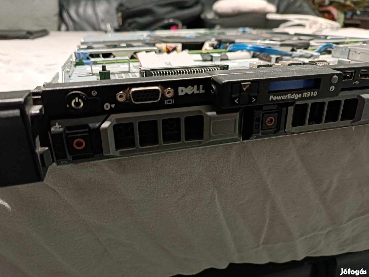 Dell Poweredge R310 szerver