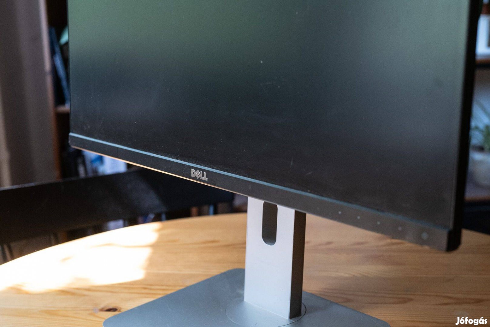 Dell U2415b monitor