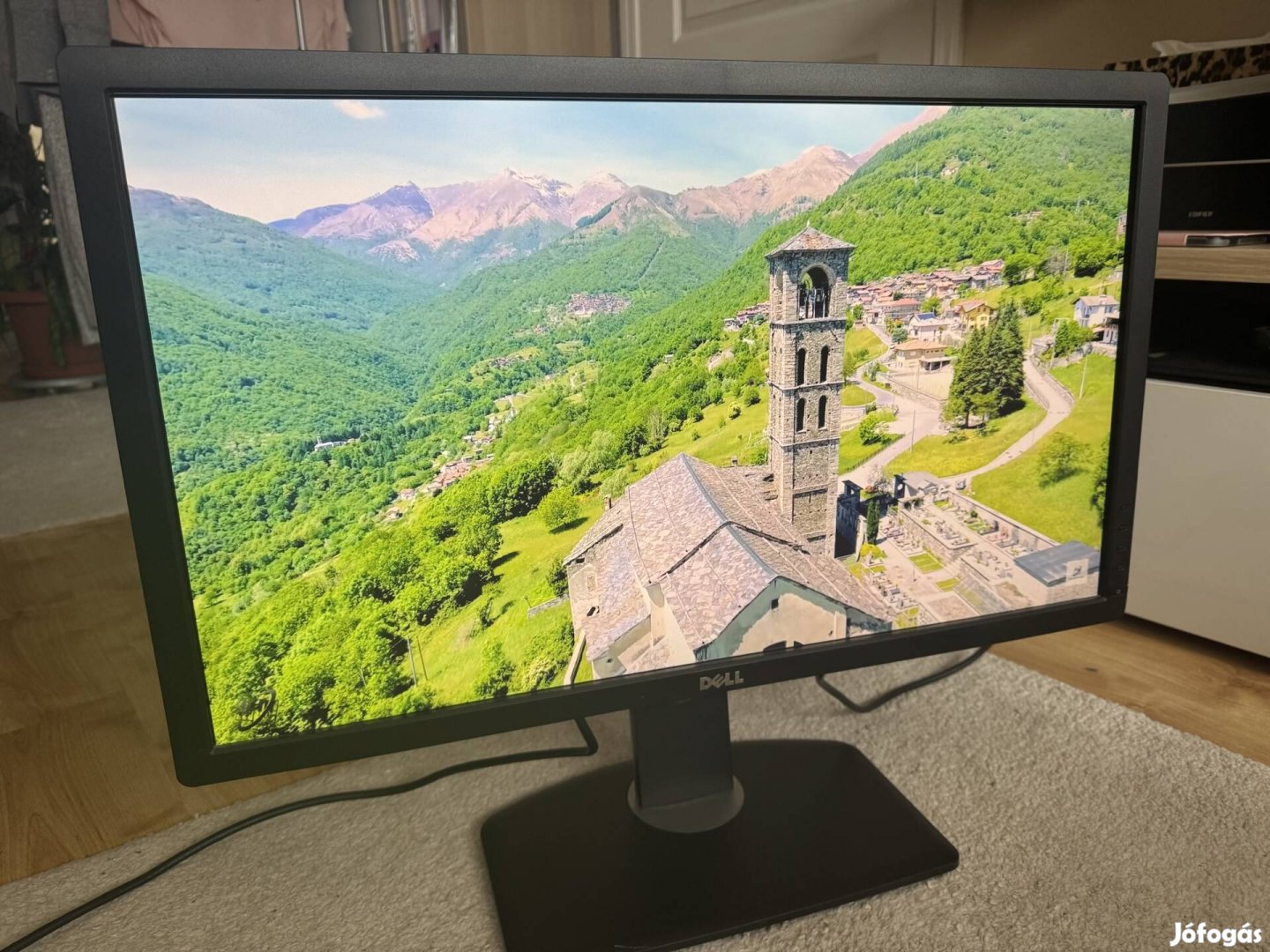 Dell U2713HM monitor