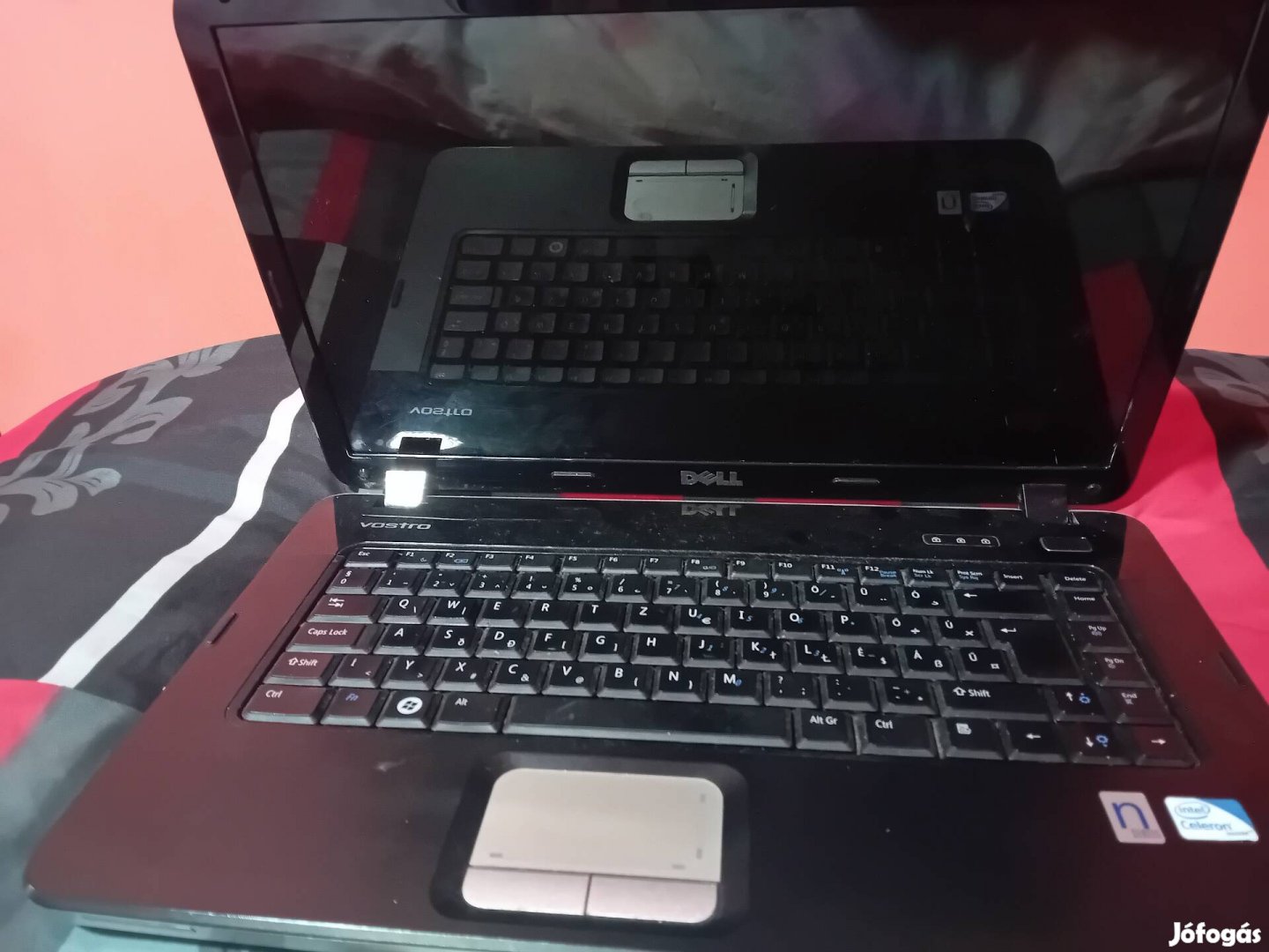 Dell laptop töltővel