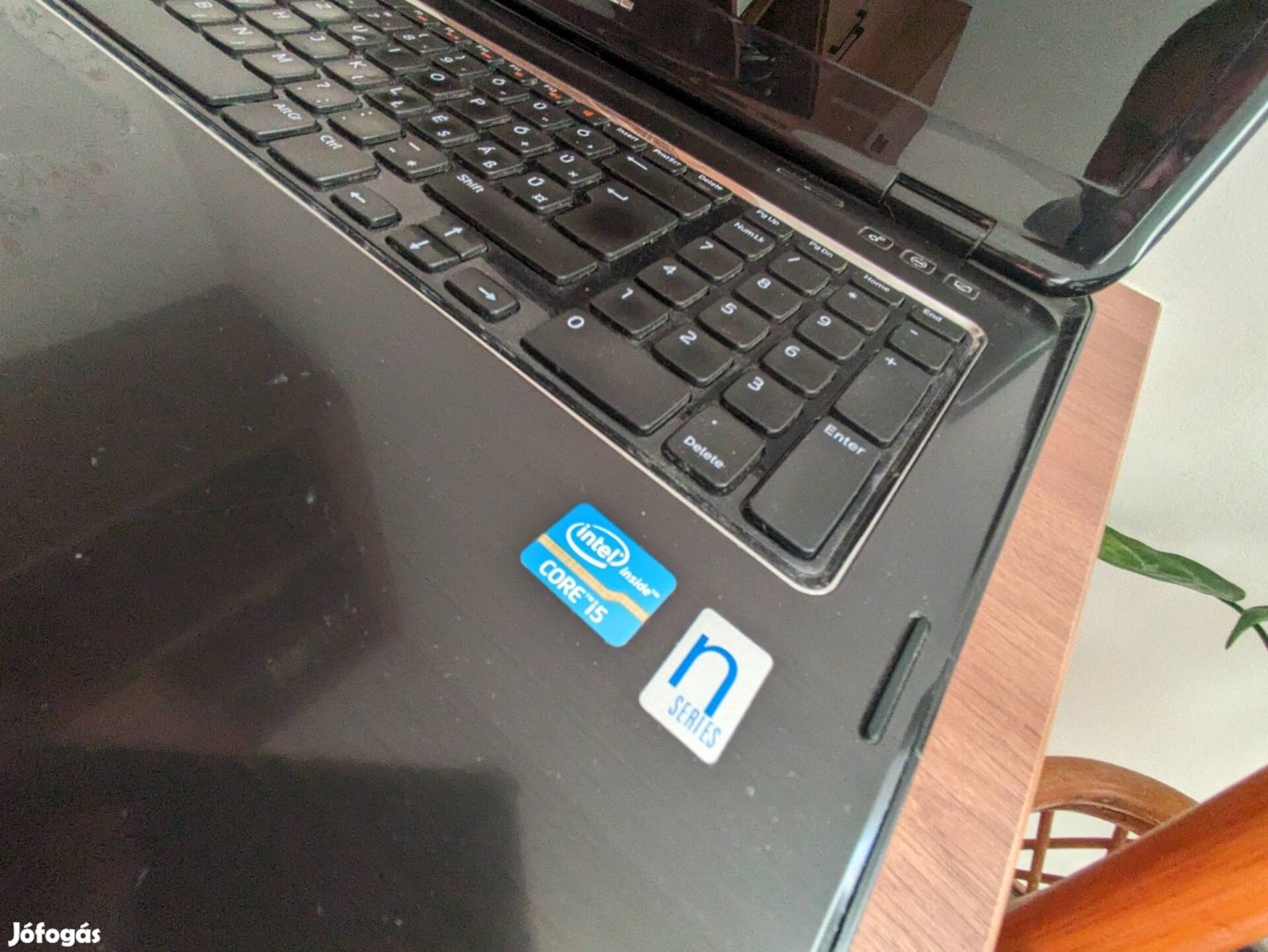 Dell n7110 laptop