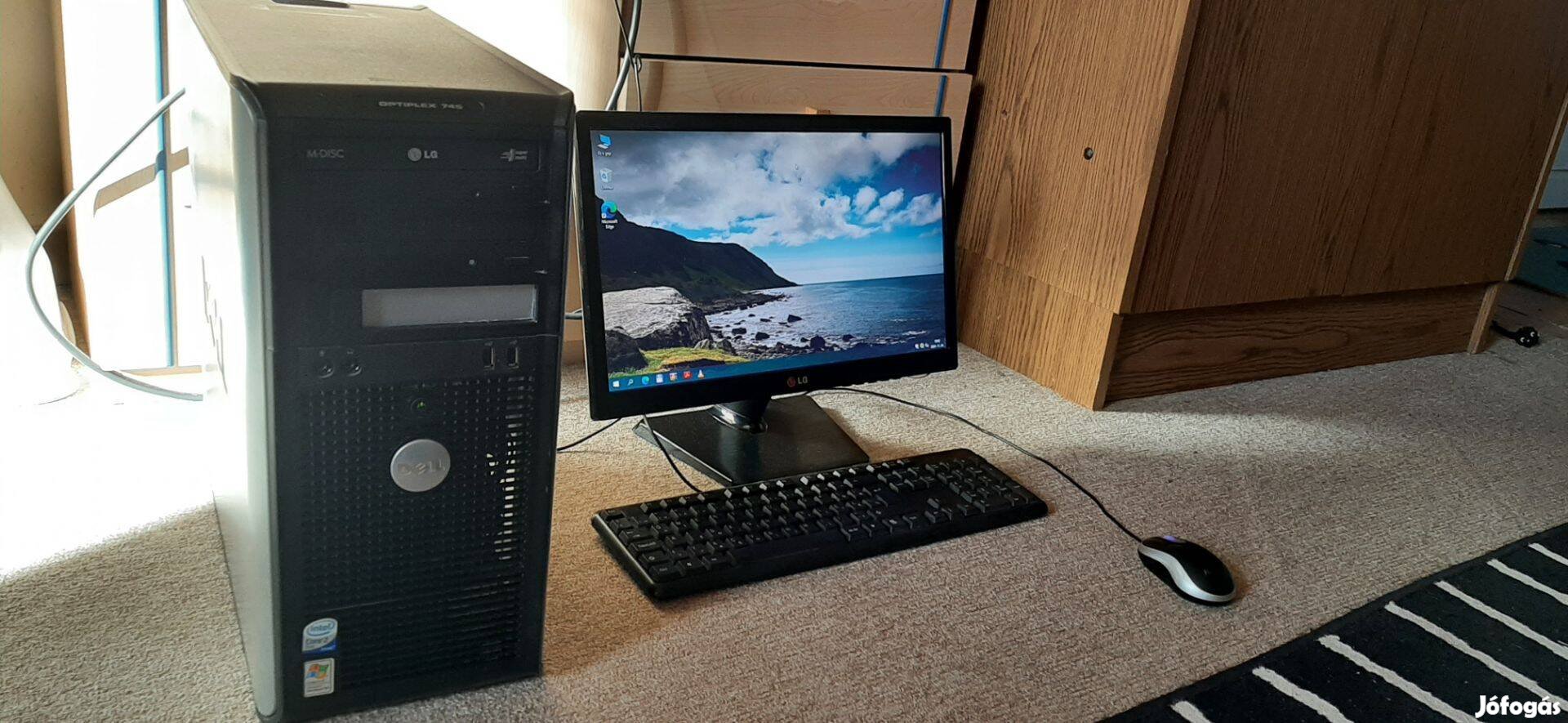 Dell optiplex 745 asztali gép monitorral, billentyűzettel és egérrel