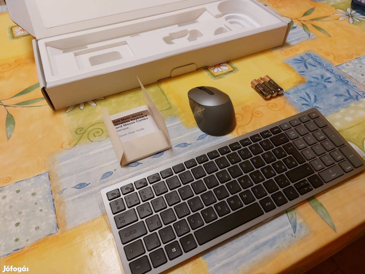 Dell vezeték nélküli billentyűzet és egér - KM7120W