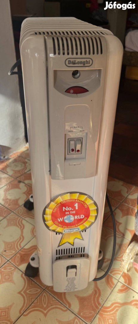 Delonghi 9 Bordás Radiátor Olajradiátor Nagyon Szép Állapot !!!