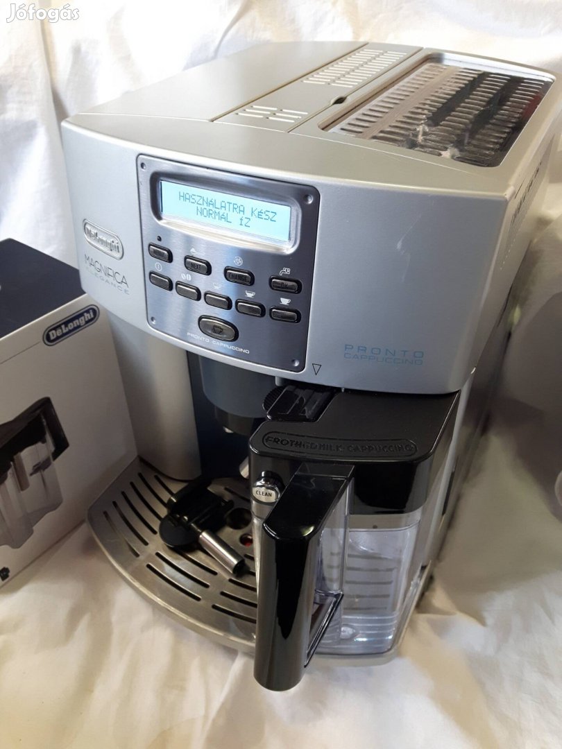 Delonghi Elegance Cappuccino full automata kávéfőző