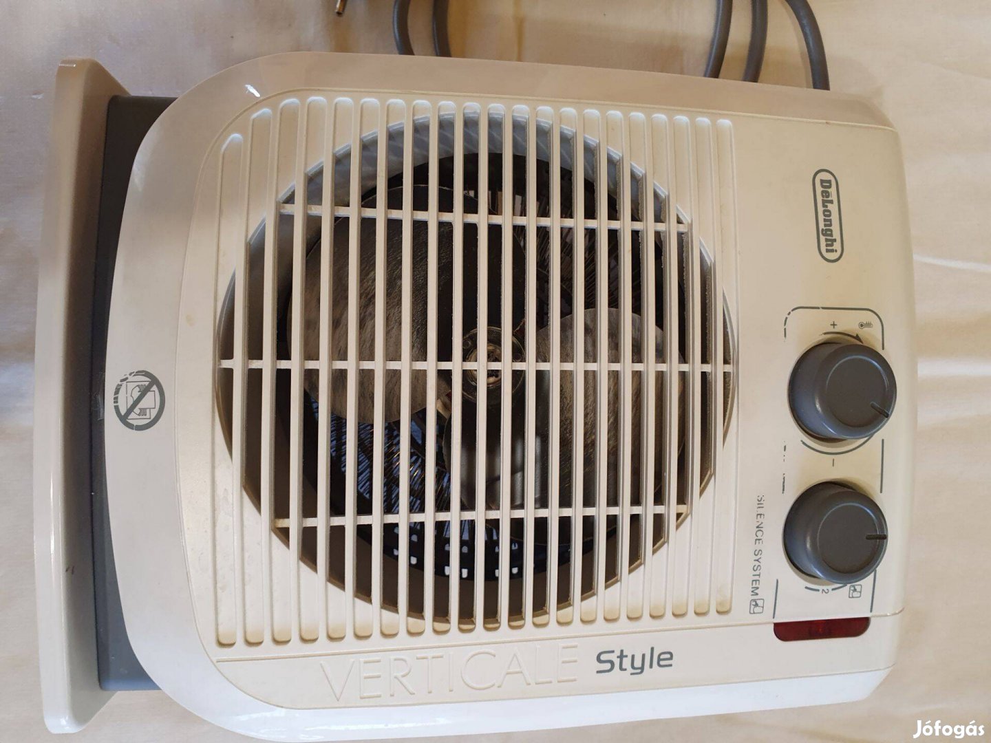 Delonghi Hvf3031 ventilátoros hősugárzó 2200W eladó