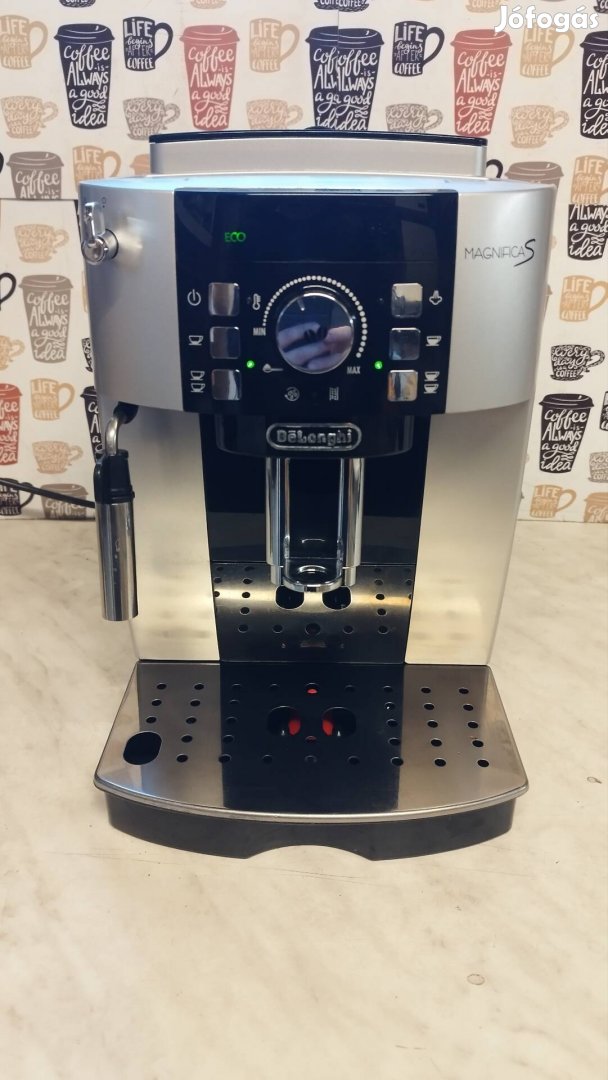 Delonghi Magnifica S A osztályú kávégép 2