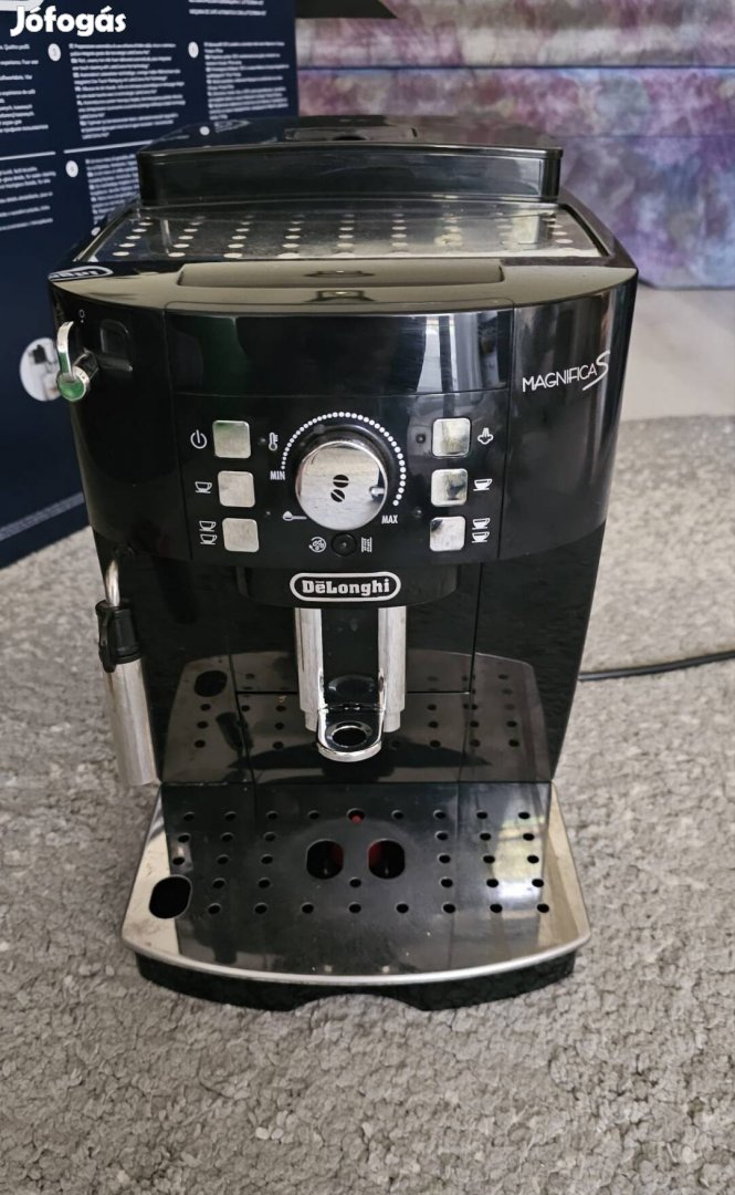 Delonghi Magnifica S ECAM olasz automata kávéfőző