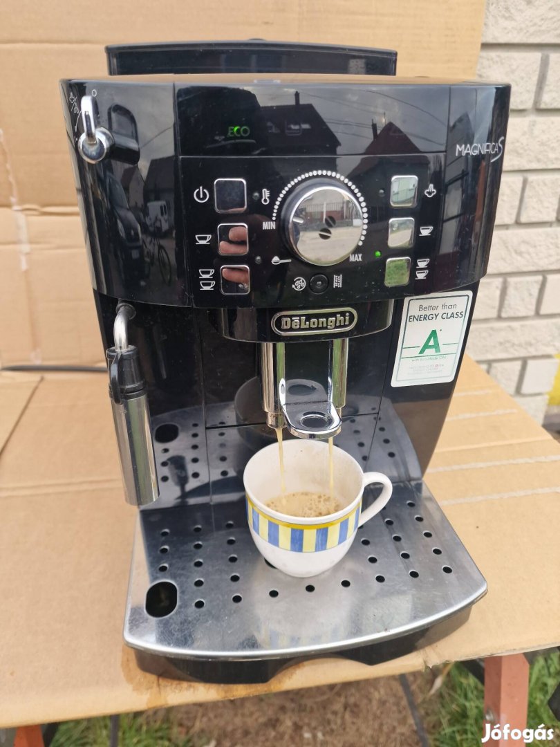 Delonghi Magnifica S ECO automata darálós kávéfőző 