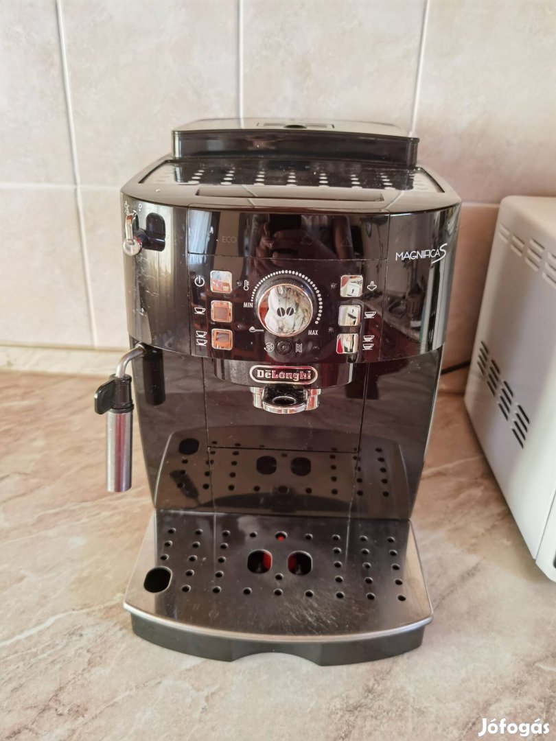 Delonghi Magnifica S Kávégép