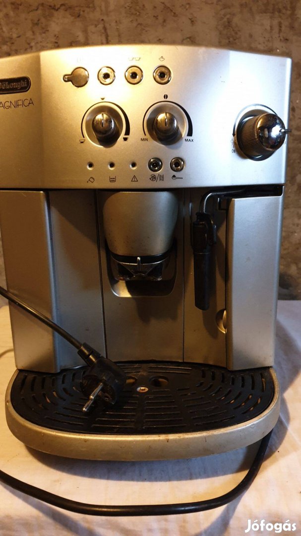 Delonghi Magnifica hibásan eladó