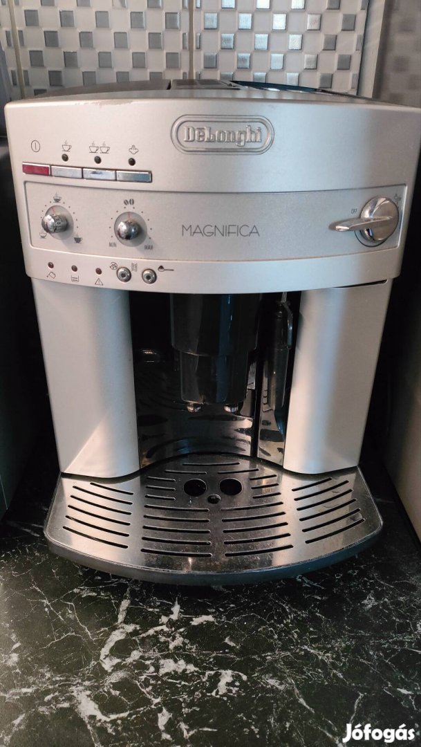 Delonghi Magnifica kávéfőző