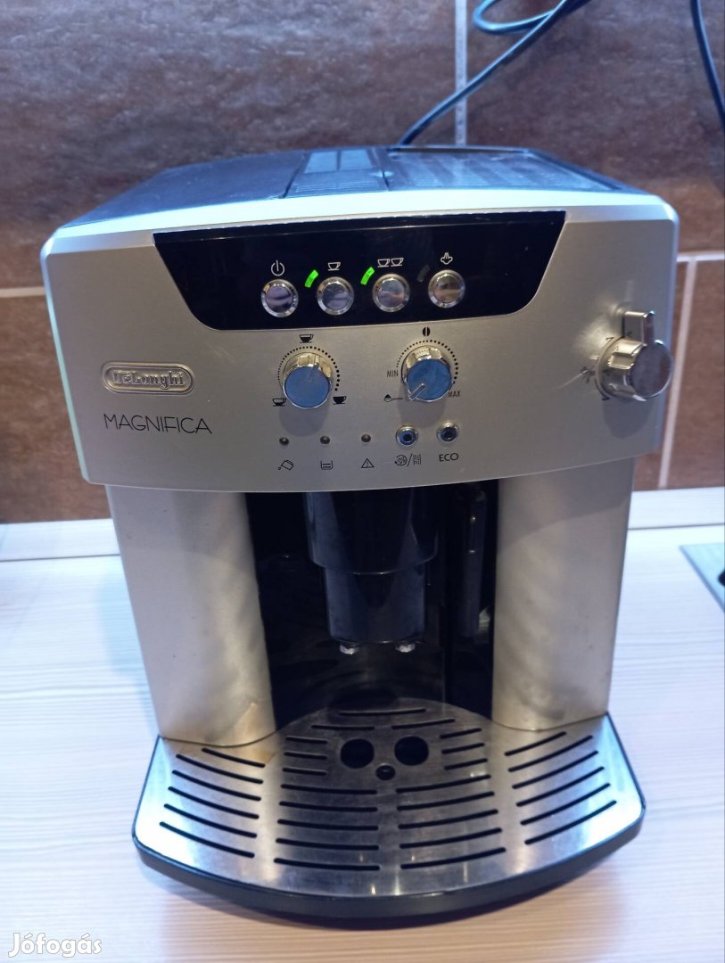 Delonghi Magnifica kávégép