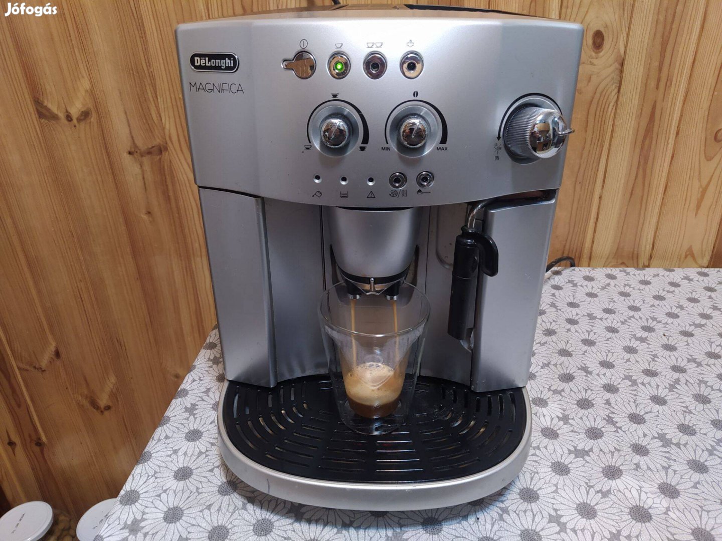 Delonghi Magnifica kávégép