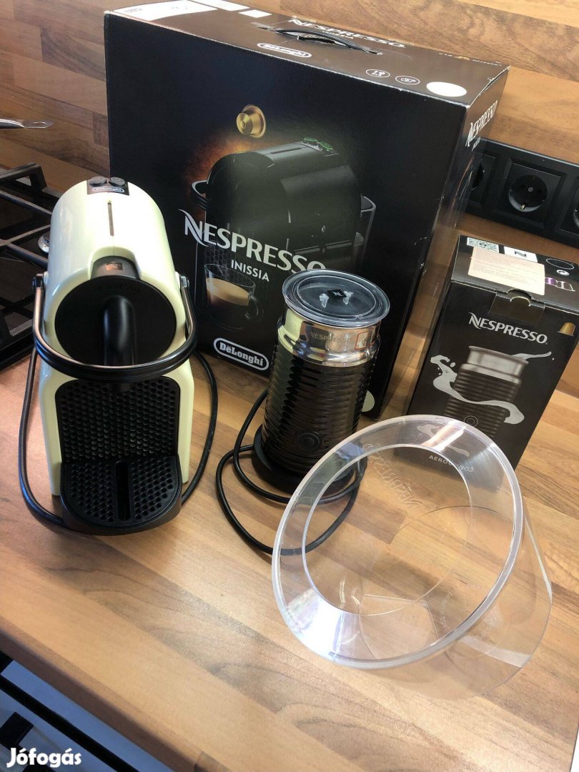 Delonghi Nespresso Inissia kávéfőző + tejhabosító / kapszulatartó