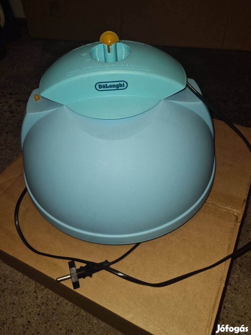 Delonghi VH100 párásító