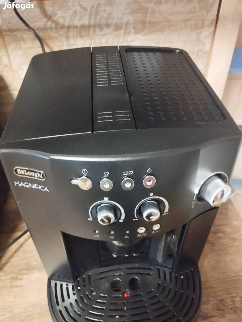 Delonghi automata kávéfőző, kávégép (új kazános)