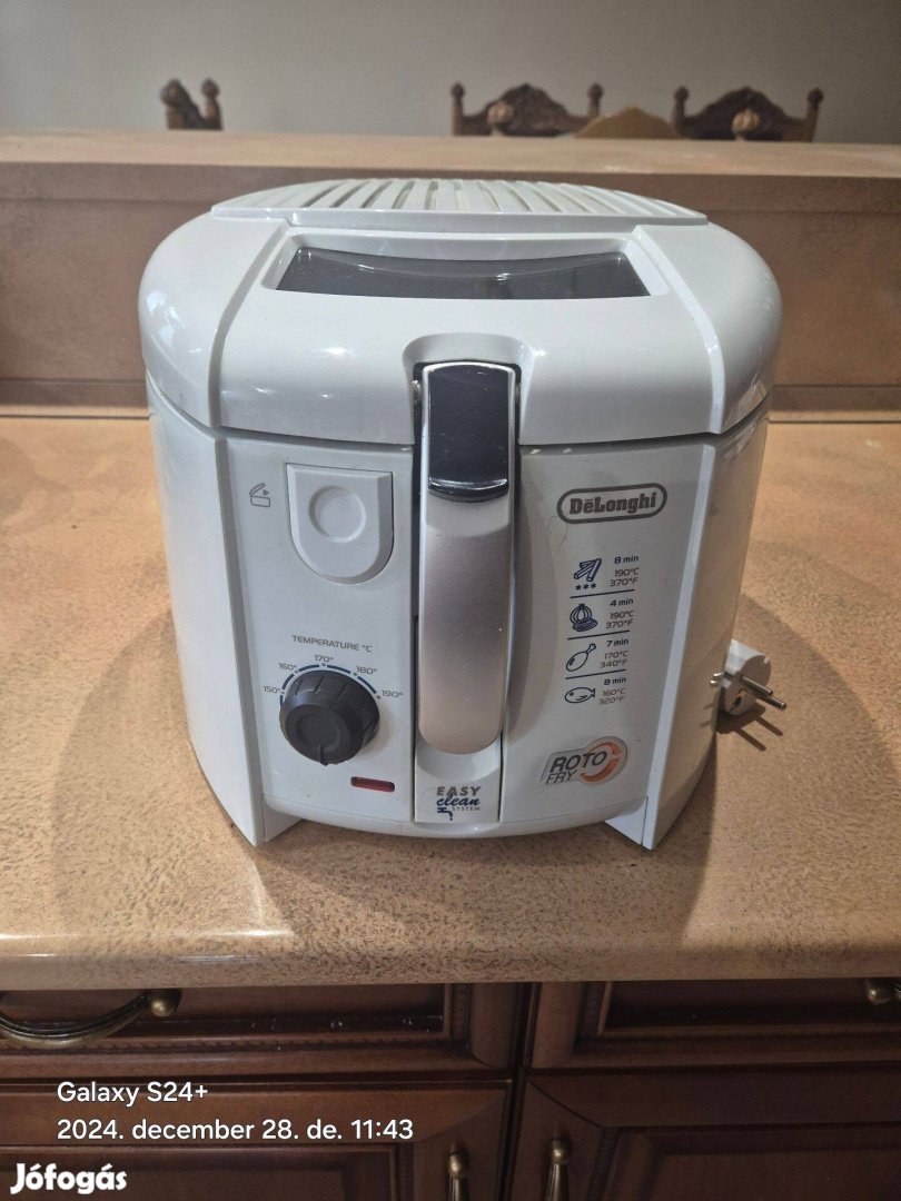 Delonghi forgókosaras olajsütő