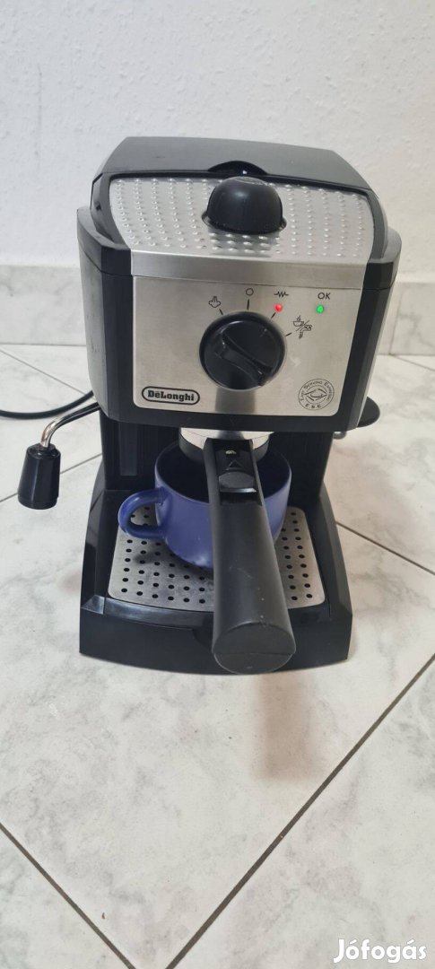 Delonghi karos espresso kávéfőző szivattyús 15 bar