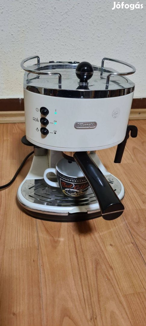 Delonghi karos szivattyús kávéfőző