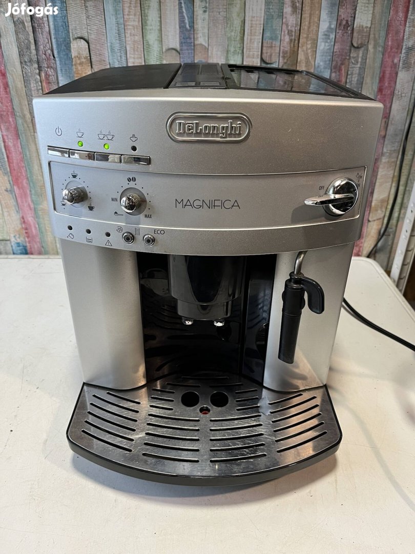 Delonghi magnifica ECO Kávégép szürke 